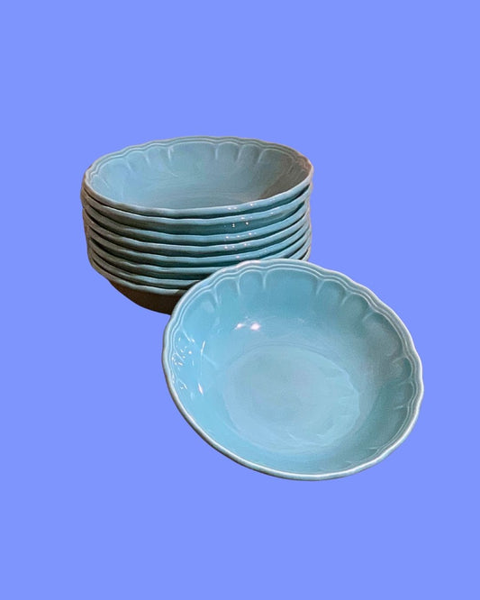 THE BLUE FLORAL BOWLS