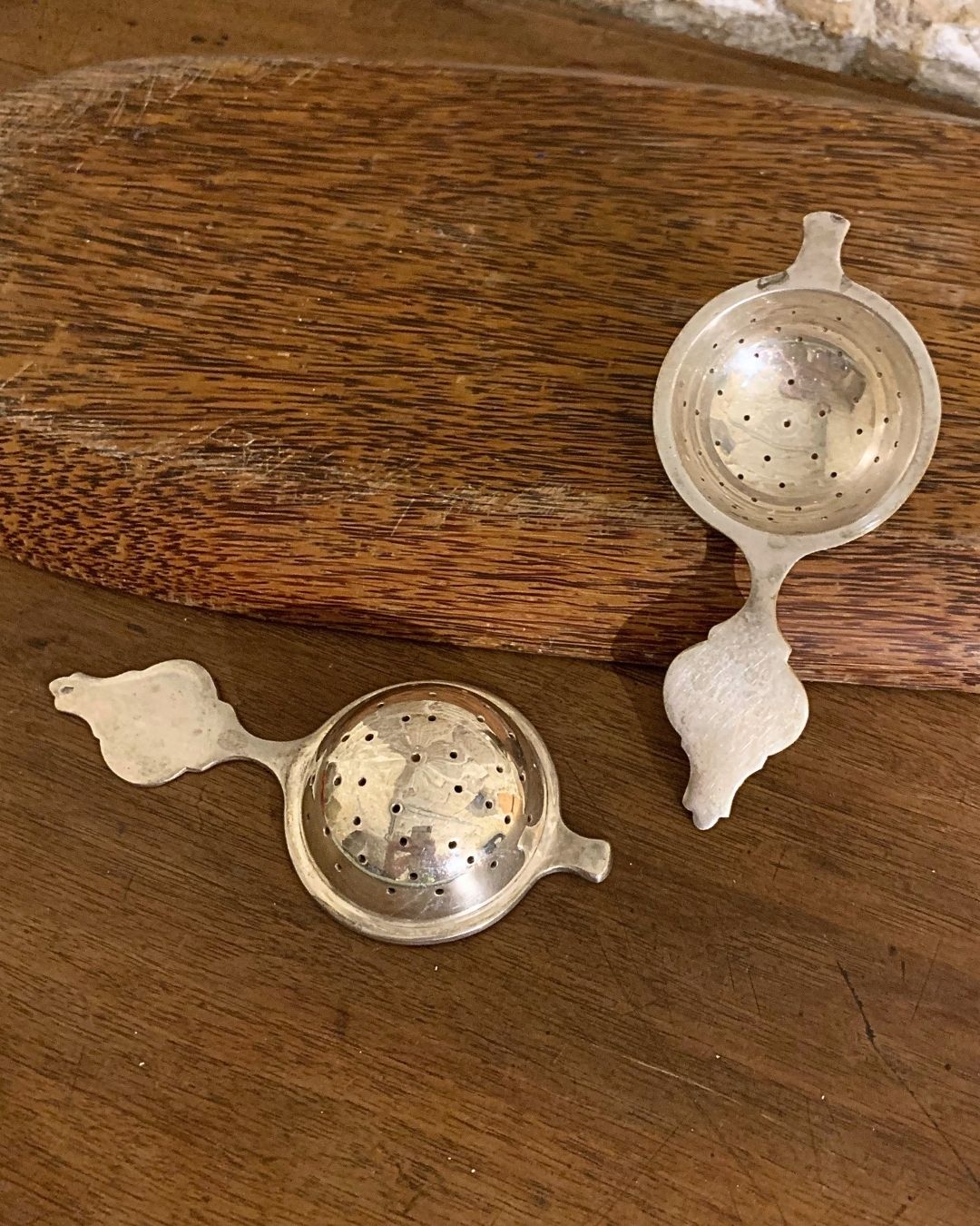 THE TEA STRAINER