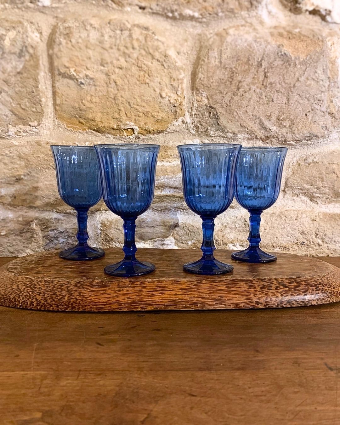 THE BLUEBELLE GLASS